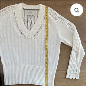 100% White Cotton Sweater (Small)